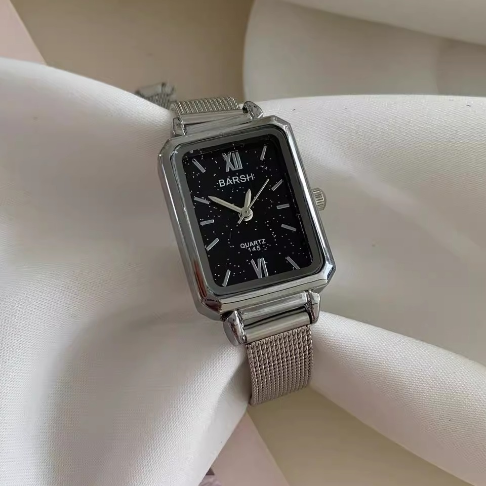 Elegant ladies watch Green squ - Luxury Watch Grade 评论和价格