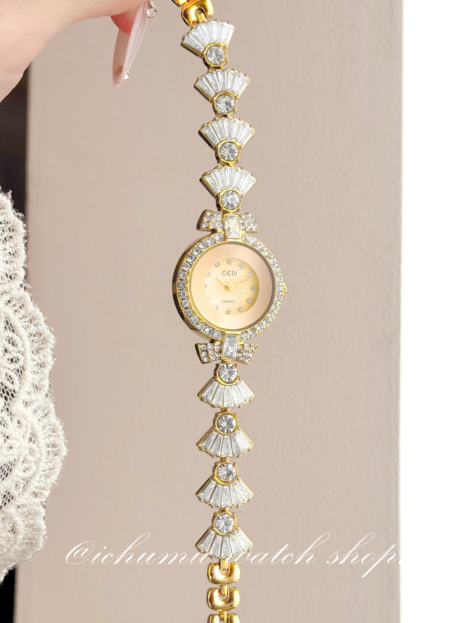 Mermaid Women's Watch Light Lu - Luxury Watch And Bracelet 评论和价格